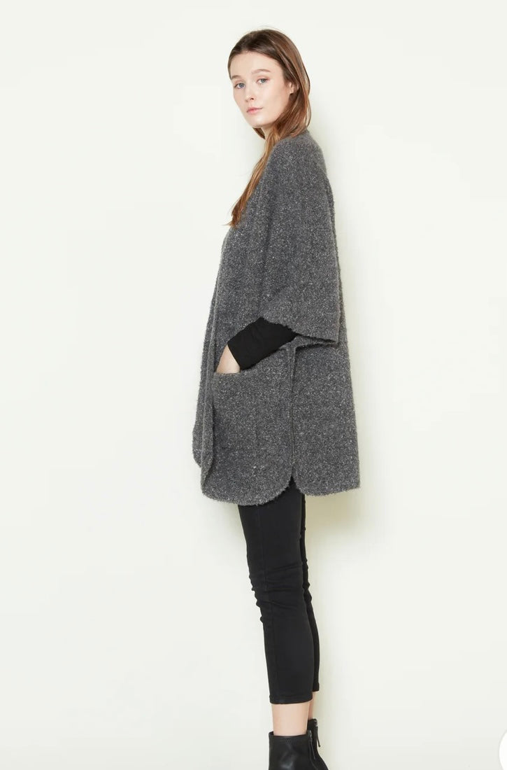 Klara Cardi/Wrap