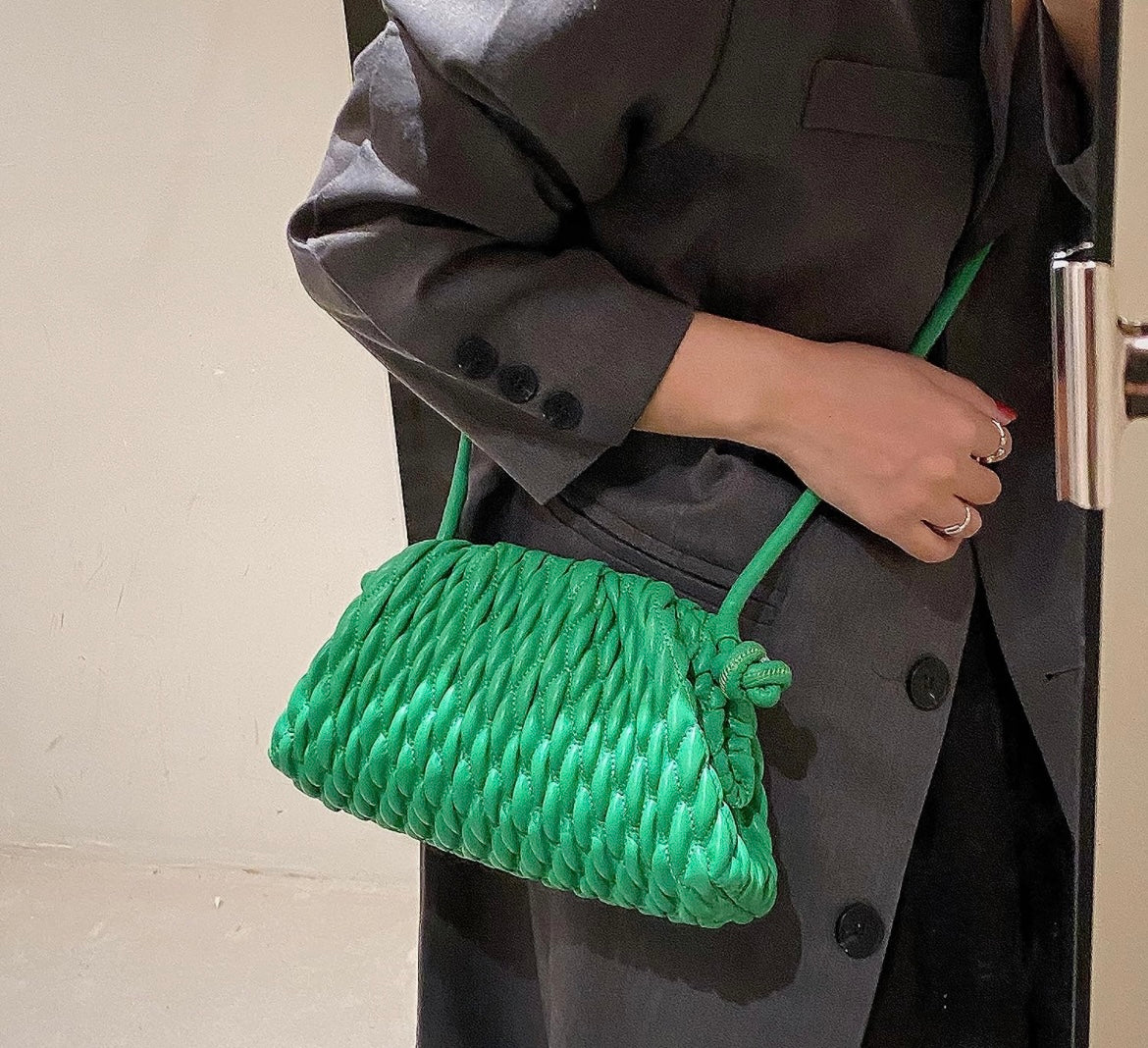 Woven Cloud Clutch - Emerald