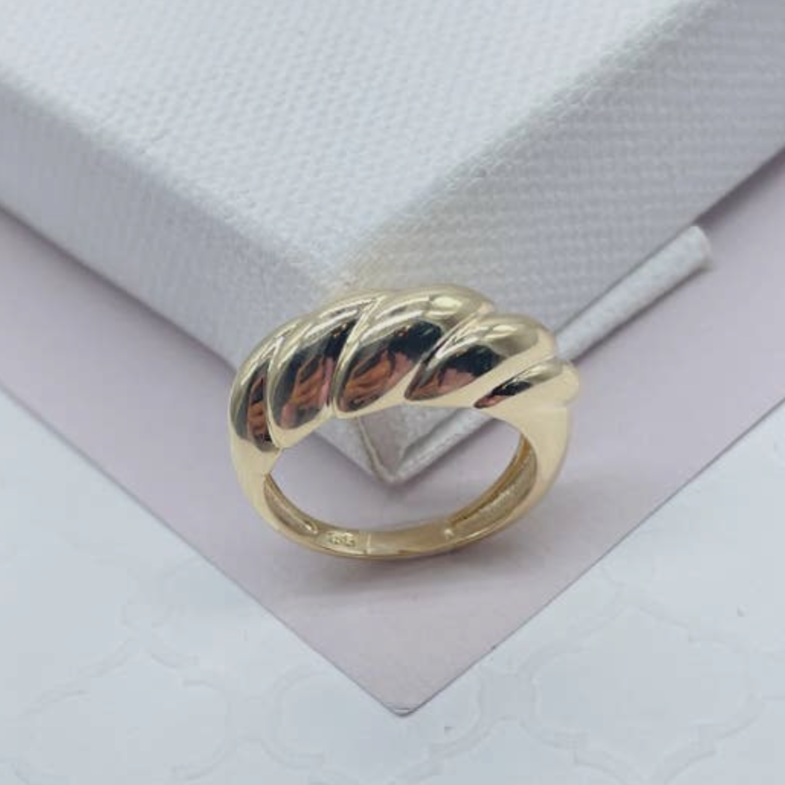 Croissant Ring